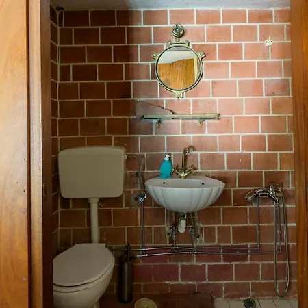 Nikos Panagiotareas House * 칼라마타