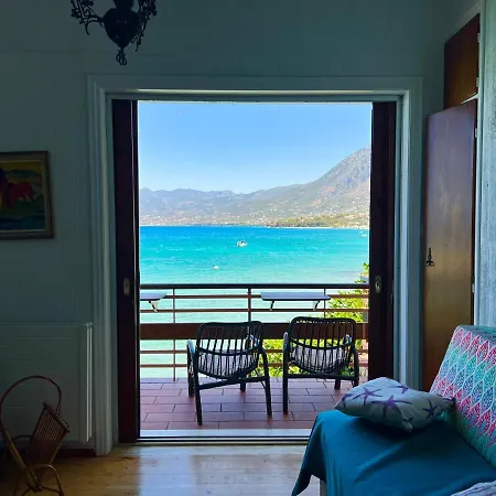 Casa de Férias Nikos Panagiotareas House Calamata