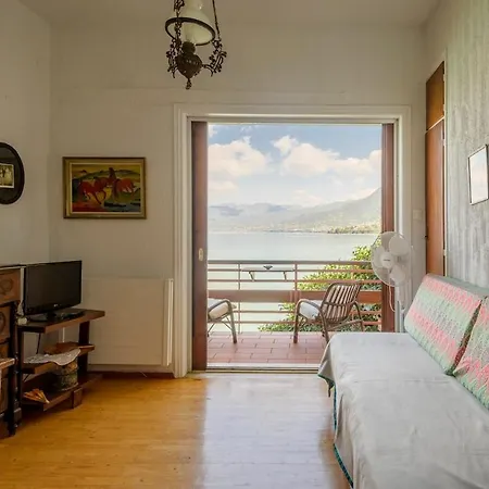 別荘 Nikos Panagiotareas House カラマタ