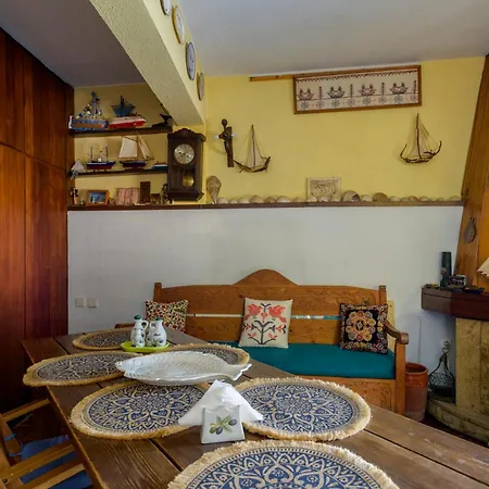 別荘 Nikos Panagiotareas House カラマタ