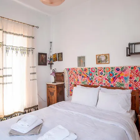 Nikos Panagiotareas House 別荘 カラマタ