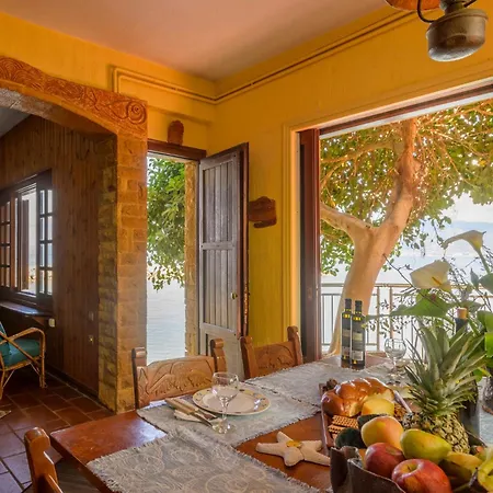 別荘 Nikos Panagiotareas House