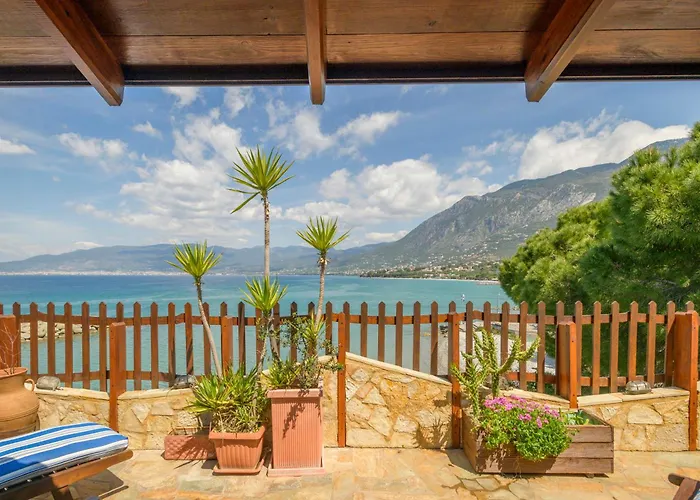 Casa de Férias Nikos Panagiotareas House Calamata