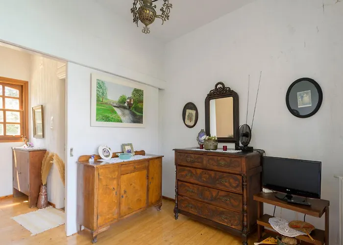 Nikos Panagiotareas House