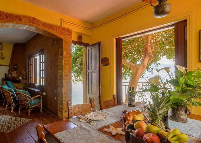 Casa de Férias Nikos Panagiotareas House